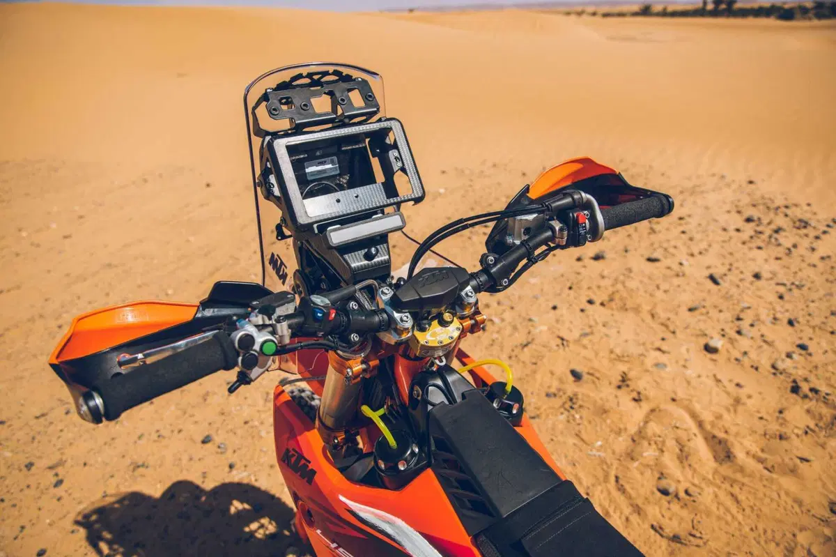 KTM 450 Rally Replica 2027: ecco quanto costa mettersi il deserto in garage [GALLERY] (7)