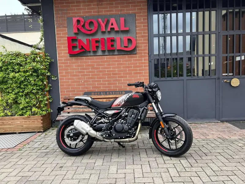 Royal Enfield Guerrilla 450 Apex (2026)