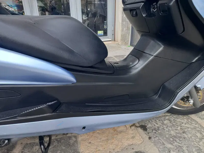 Yamaha Majesty 250 (1999 - 06) (6)