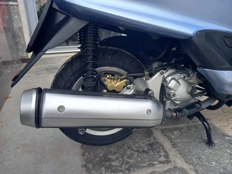 Yamaha Majesty 250 (1999 - 06) (9)