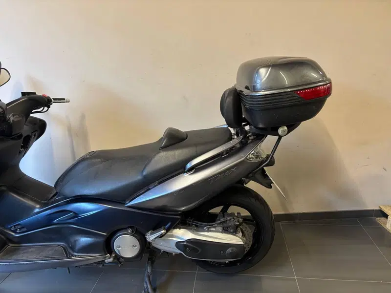 Yamaha T-Max 500 (2004 - 07) (3)
