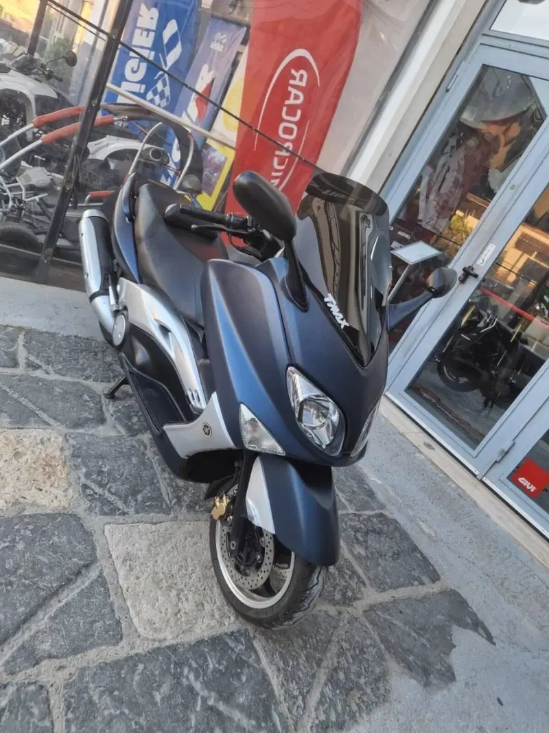 Yamaha T-Max 500 (2004 - 07) (5)