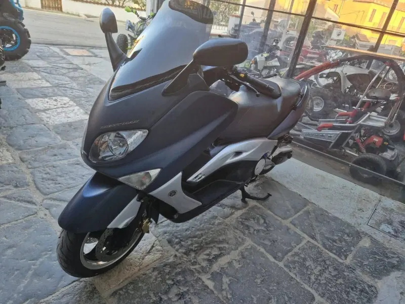 Yamaha T-Max 500 (2004 - 07) (8)