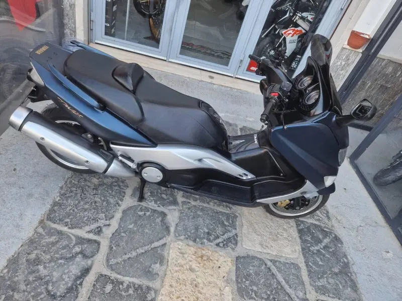 Yamaha T-Max 500 (2004 - 07) (9)