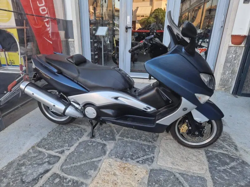 Yamaha T-Max 500 (2004 - 07) (3)
