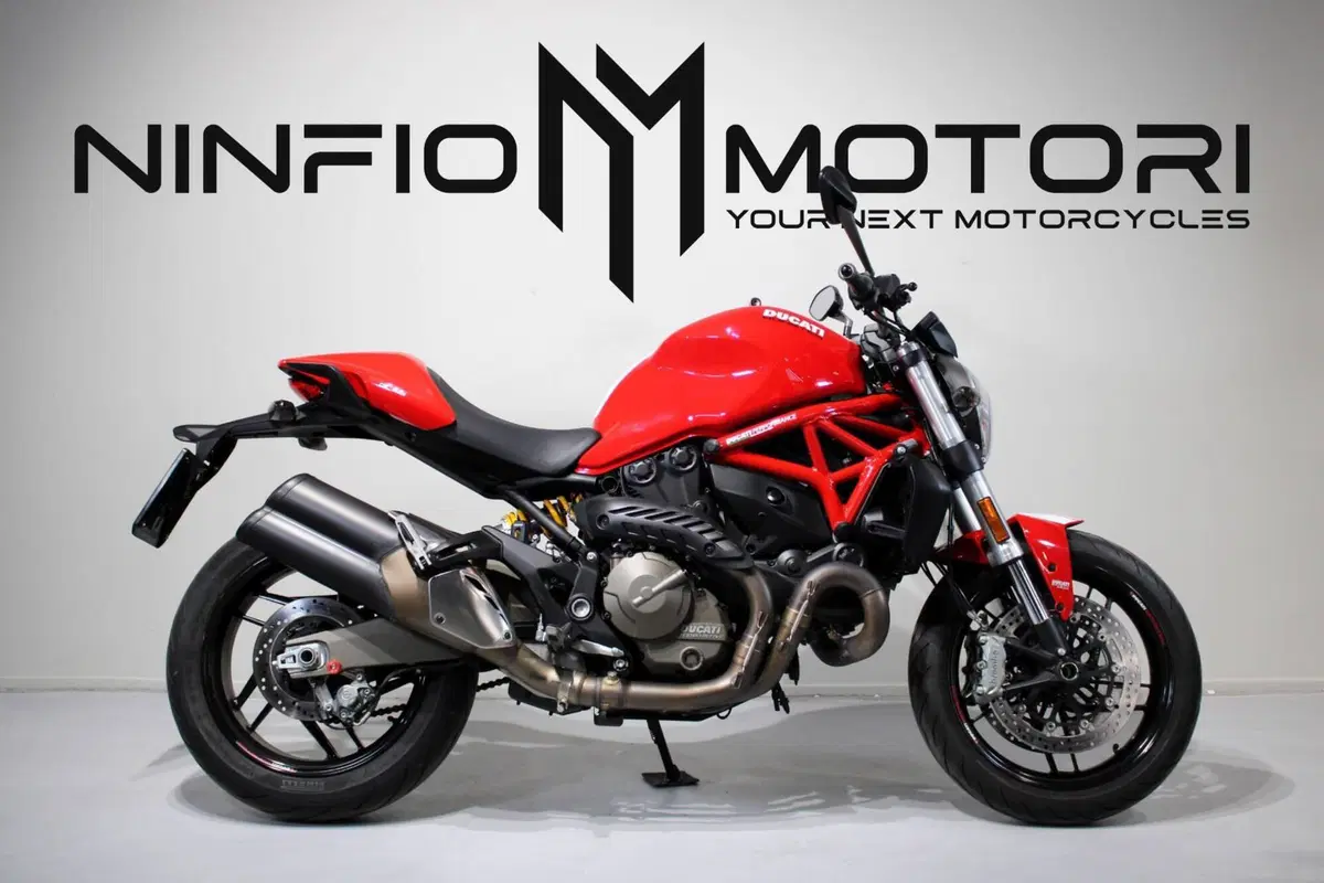 Ducati Monster 821 Stripe ABS (2015 - 17)