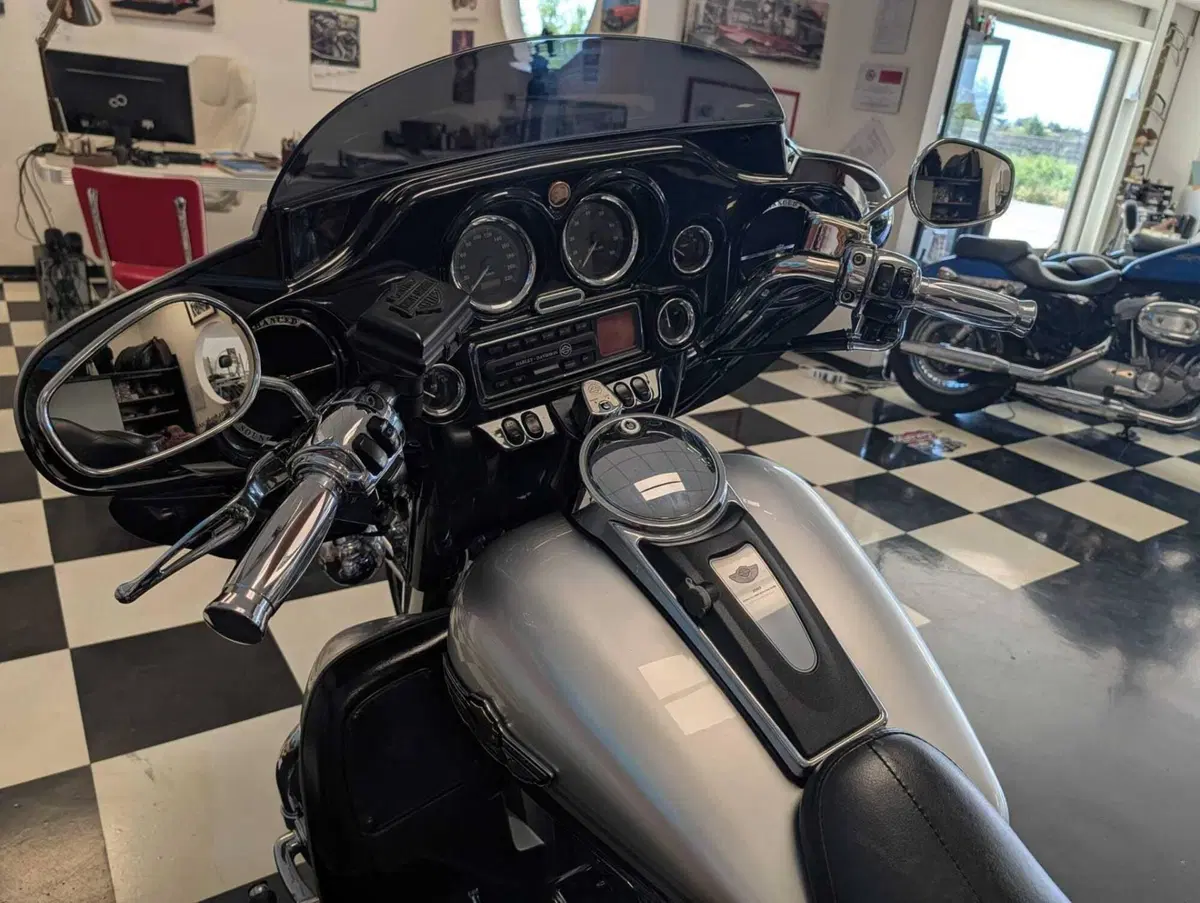 Harley-Davidson 1450 Electra Glide Ultra Classic (2003 - 05) - FLHTCUI (10)