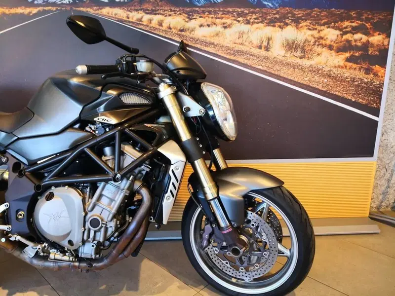 MV Agusta Brutale 750 S (2002 - 06) (4)