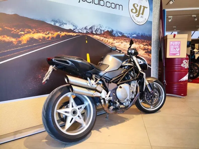 MV Agusta Brutale 750 S (2002 - 06) (6)