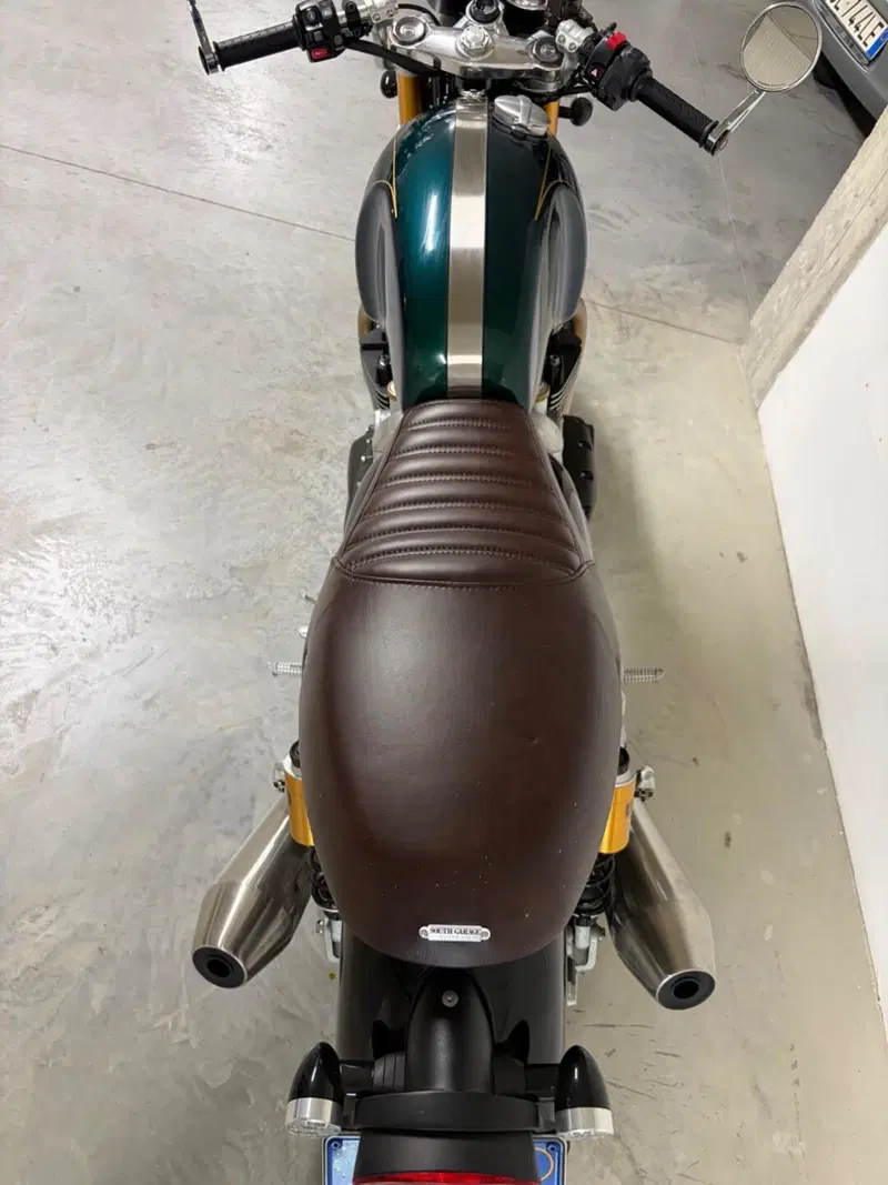 Triumph Thruxton RS Final Edition (2024 - 25) (8)
