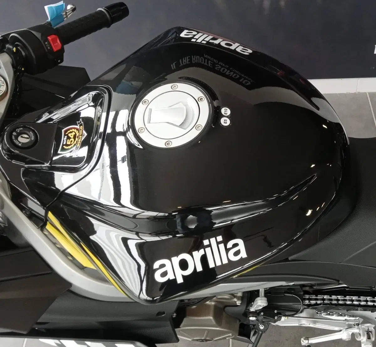 Aprilia RS 660 Factory (2025 - 26) (9)
