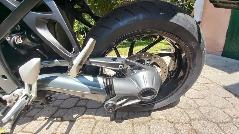 Bmw K 1300 R (2009 - 16) (5)
