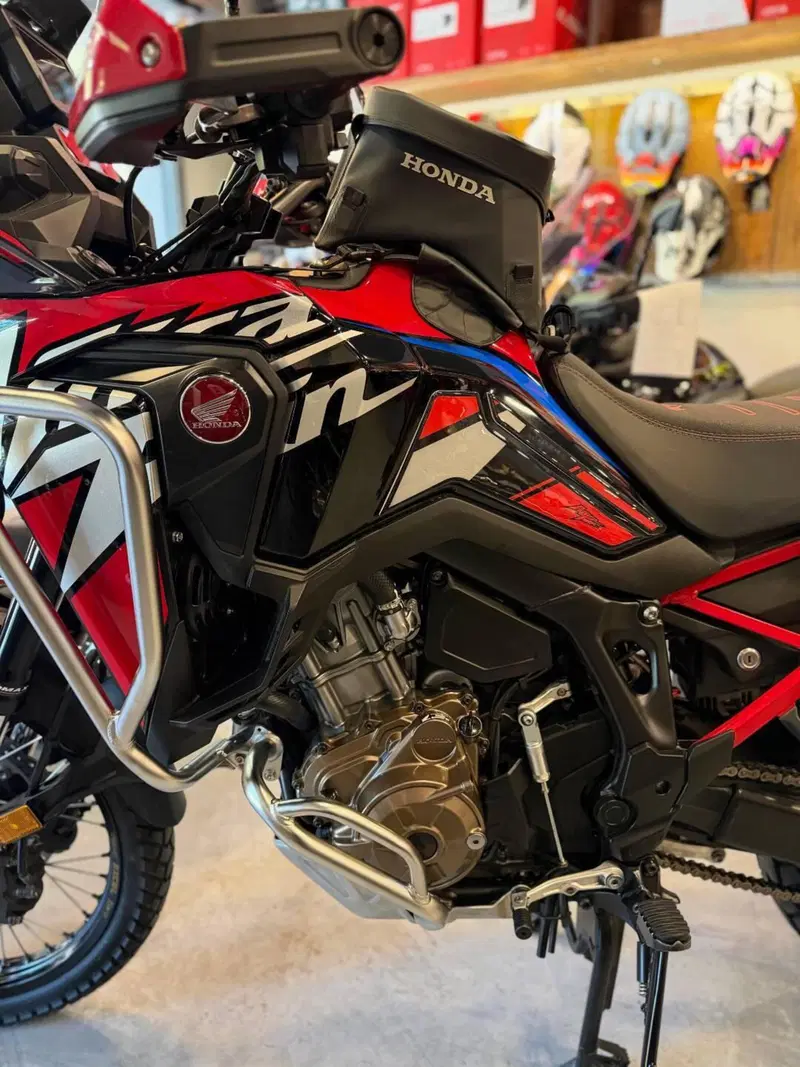 Honda Africa Twin CRF 1100L Travel Edition (2022 - 23) (6)