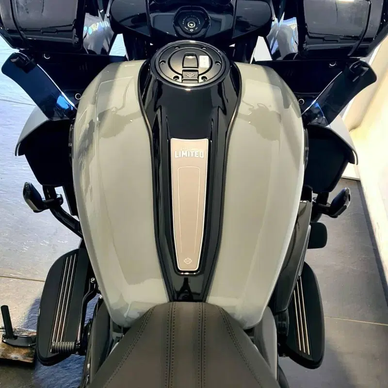 Harley-Davidson Road Glide Limited (2026) (6)