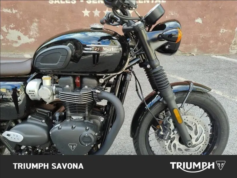 Triumph Bonneville T120 Black (2021 - 25) (3)