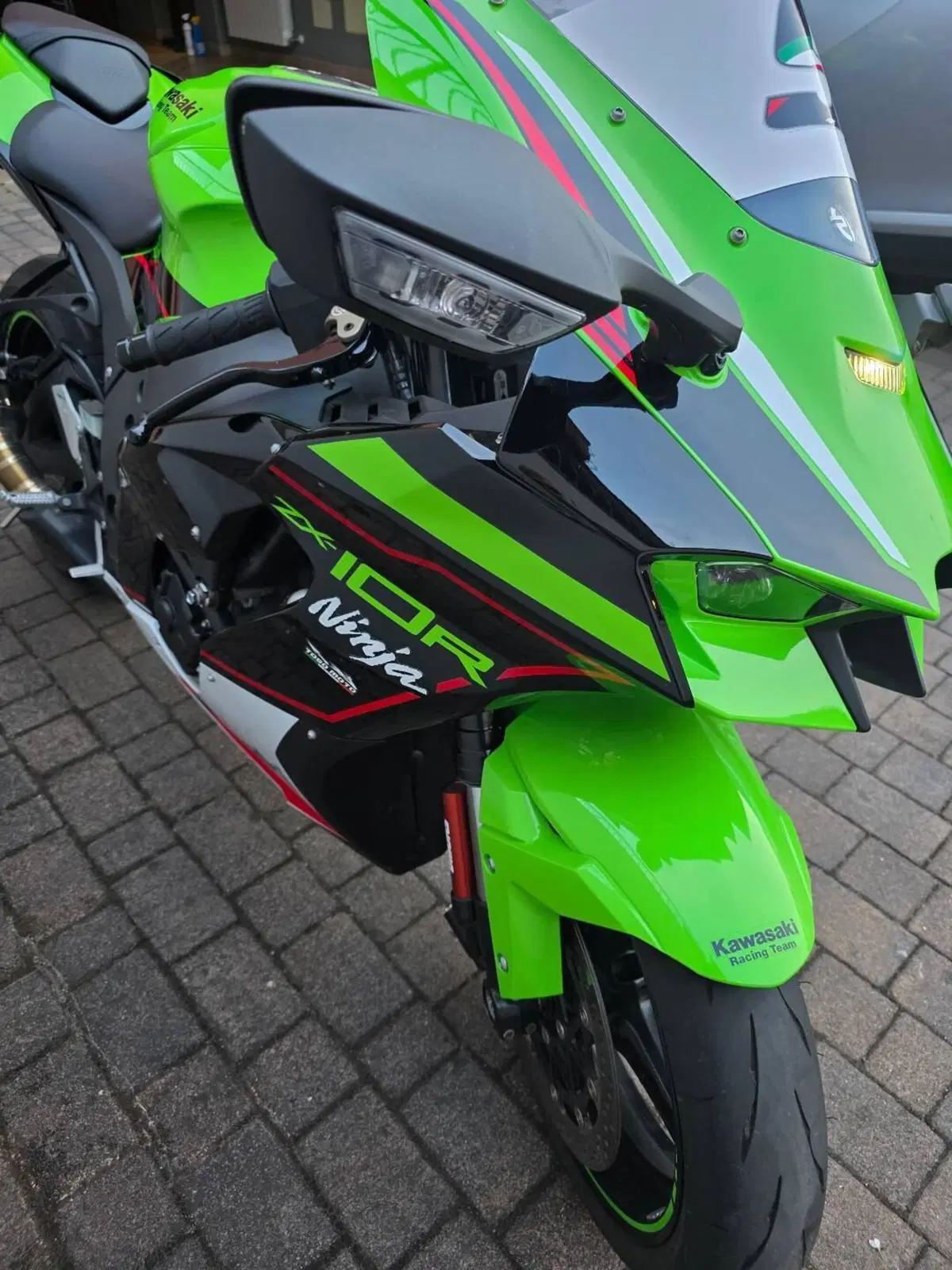 Kawasaki Ninja 1000 ZX-10R (2021 - 25) (7)