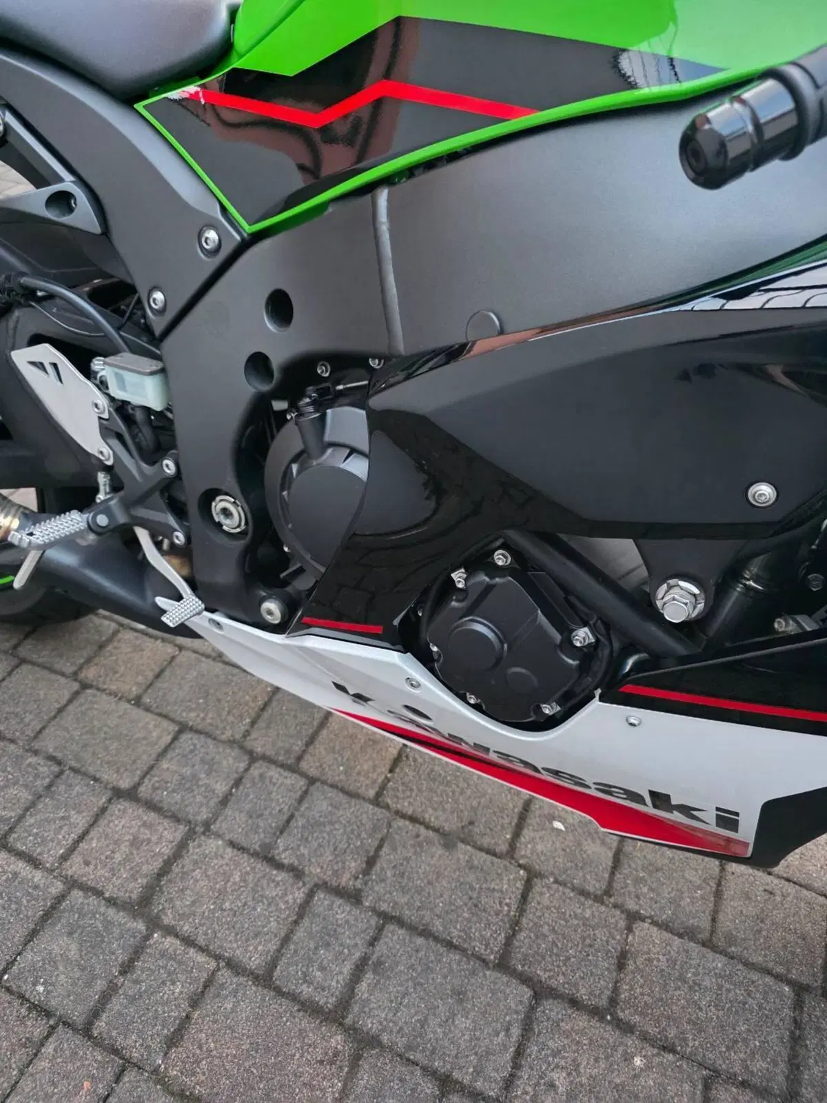 Kawasaki Ninja 1000 ZX-10R (2021 - 25) (14)