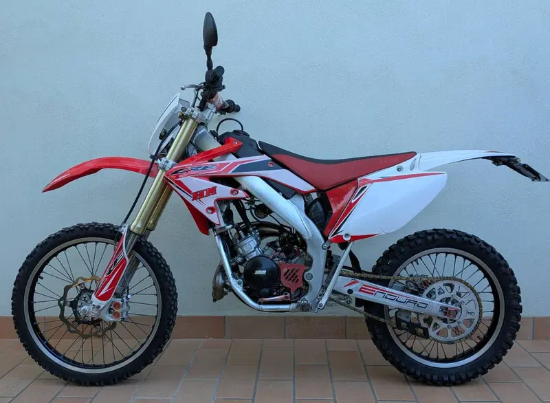 HM CRE 50 Six Competition (2011 - 15) (3)