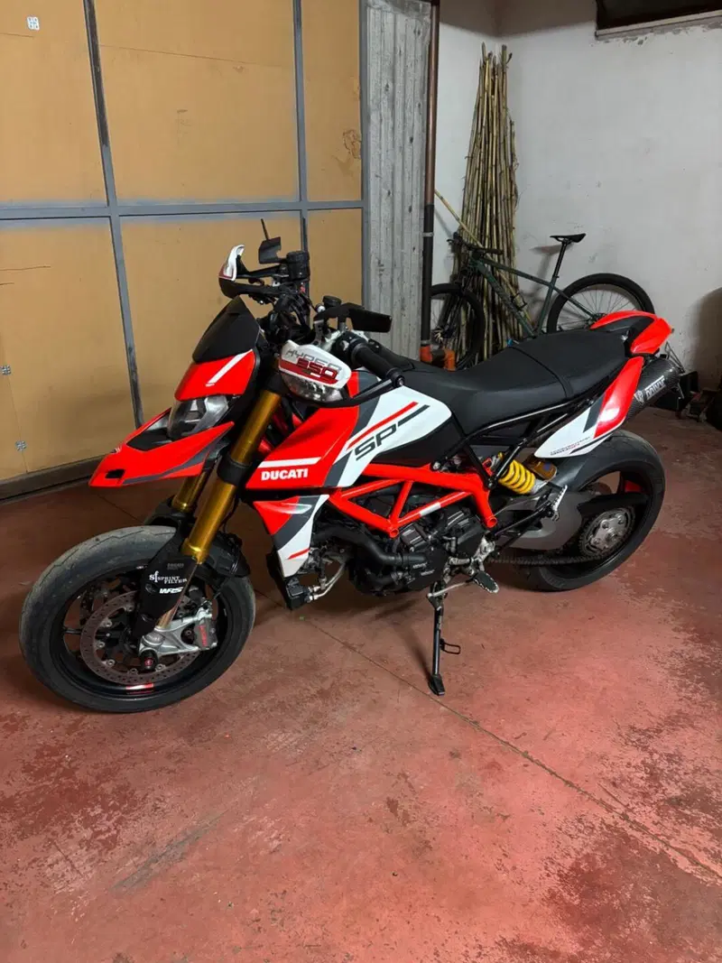 Ducati Hypermotard 950 SP (2022 - 25) (2)