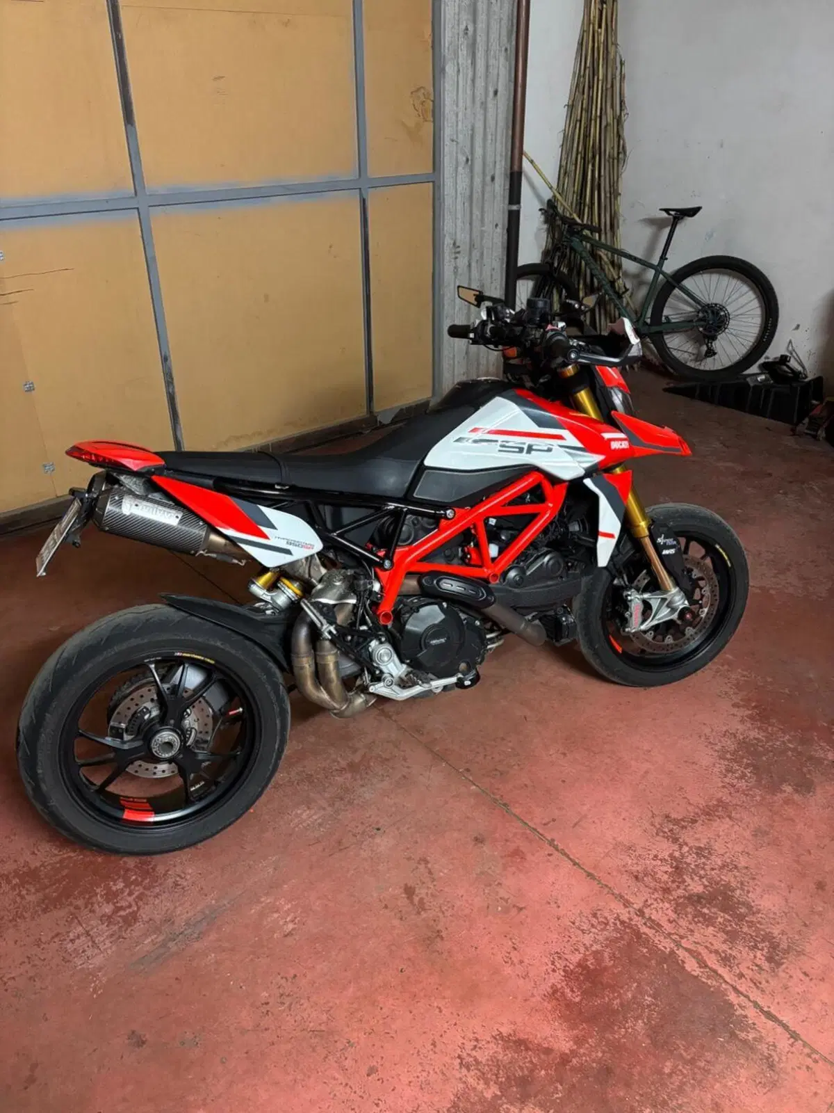 Ducati Hypermotard 950 SP (2022 - 25) (3)