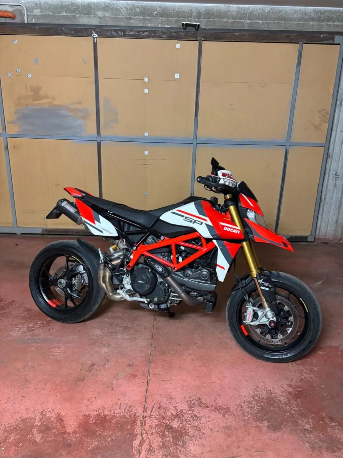 Ducati Hypermotard 950 SP (2022 - 25) (4)