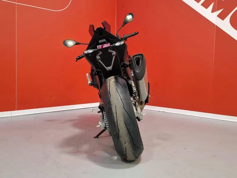Aprilia Tuono V4 Factory (2025 - 26) (10)
