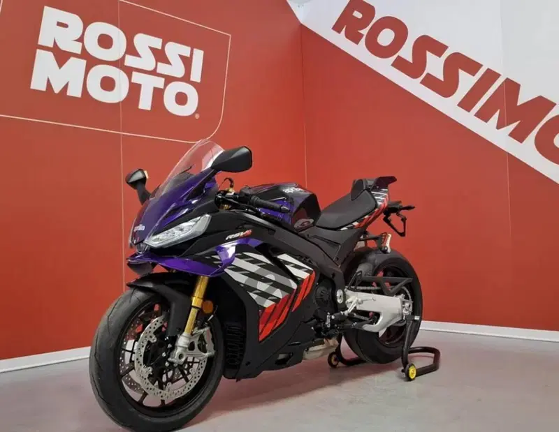 Aprilia RSV4 1100 Factory (2025 - 26) (2)