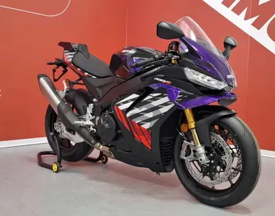 Aprilia RSV4 1100 Factory (2025 - 26) nuova