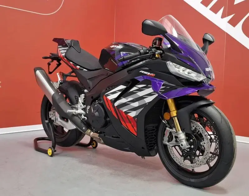 Aprilia RSV4 1100 Factory (2025 - 26)