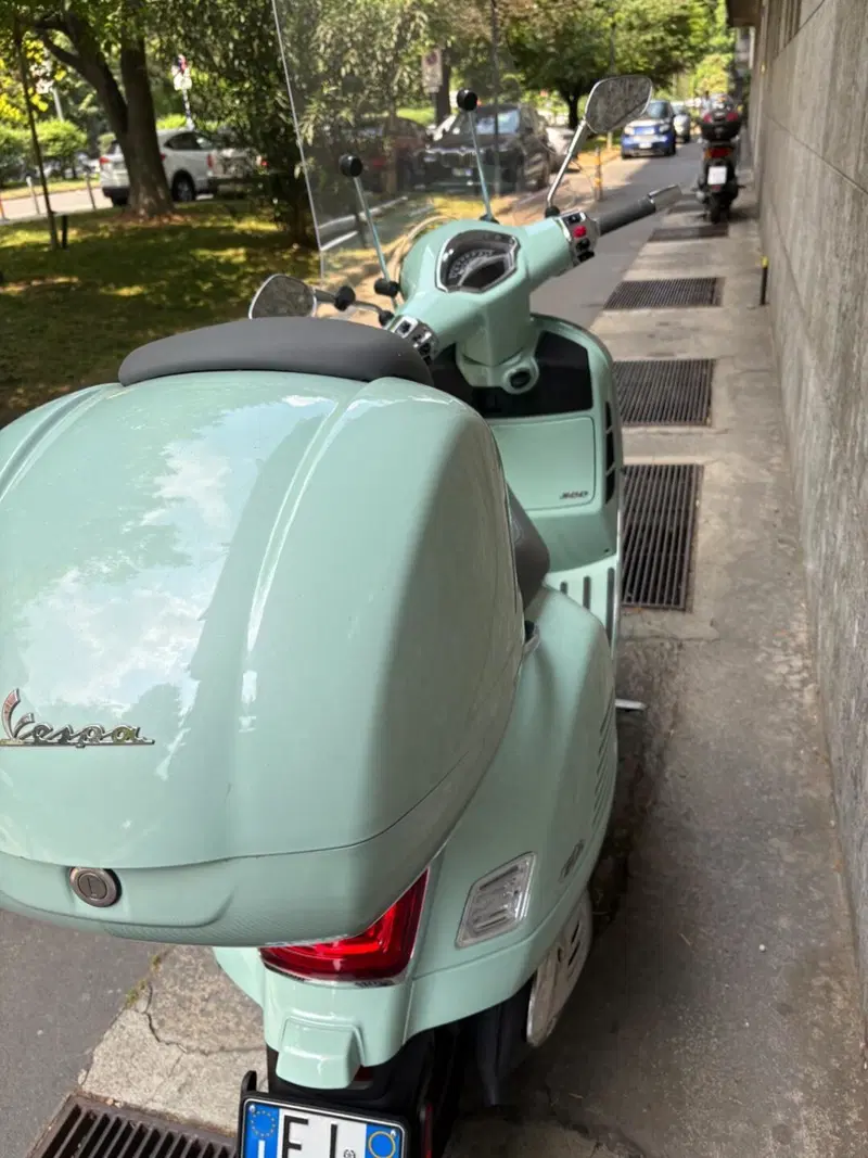 Vespa GTS 300 Super (2023 - 24)