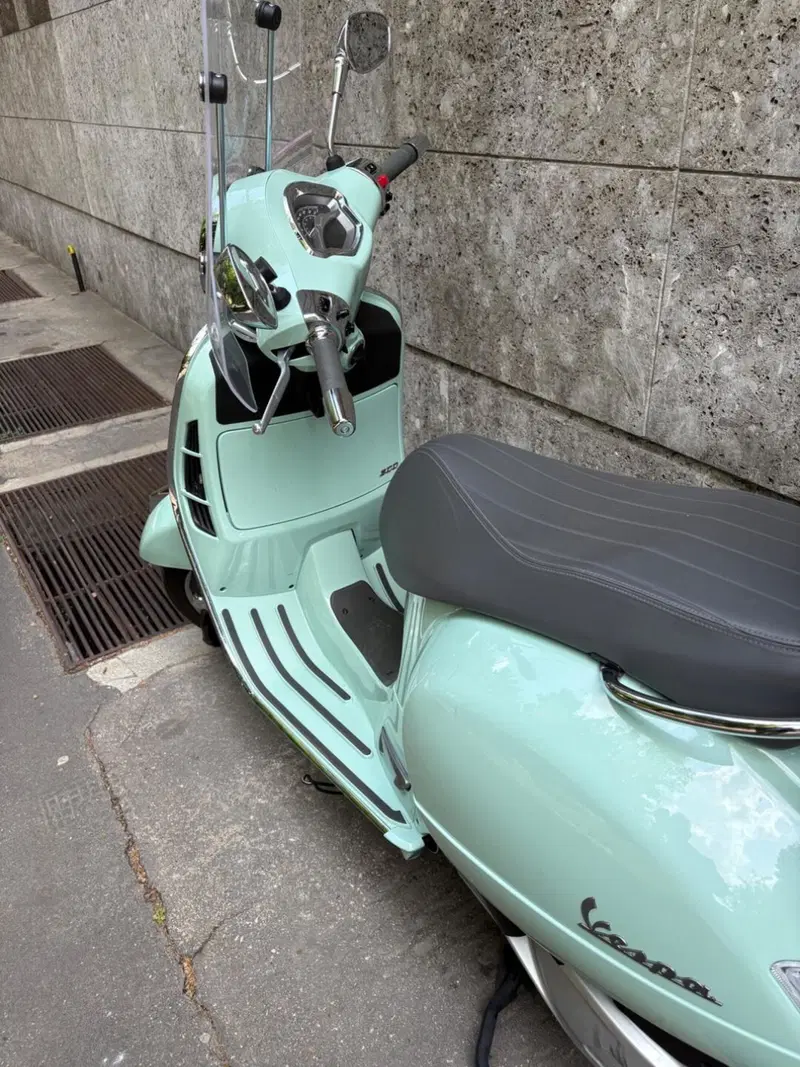 Vespa GTS 300 Super (2023 - 24) (3)