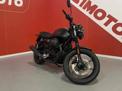 Moto Guzzi V7 Stone (2025 - 26) nuova