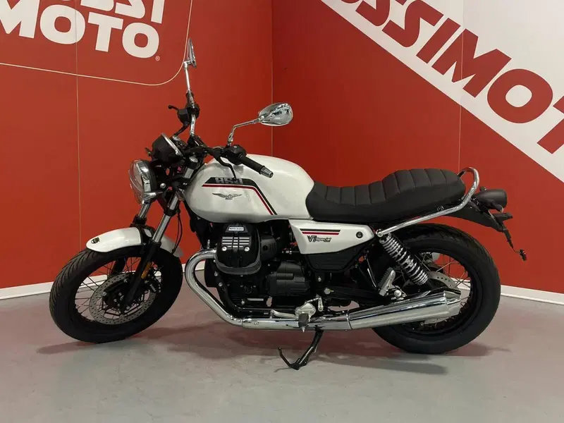 Moto Guzzi V7 Special (2025 - 26) (4)