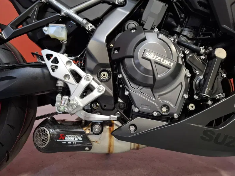 Suzuki GSX-8R EVO (2025 - 26) (11)