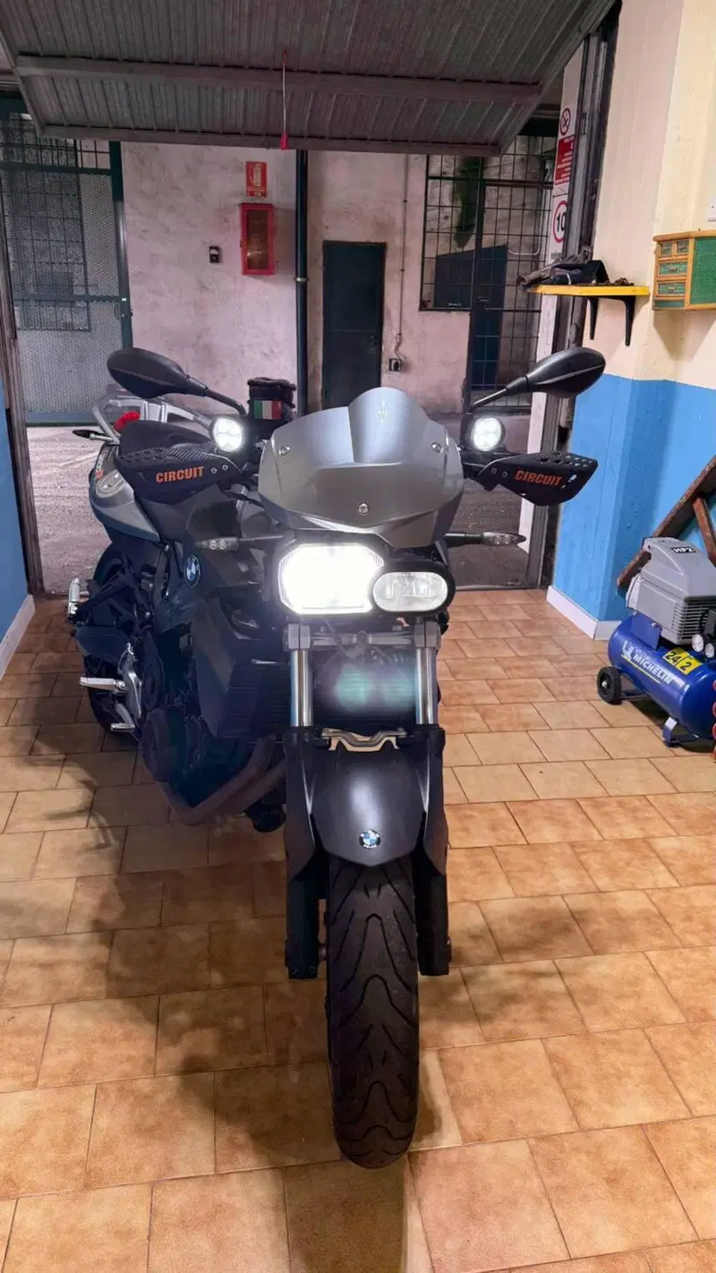 Bmw F 800 R (2009 - 11) (4)