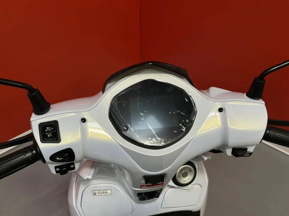 Sym BWT 125 (2026) (9)