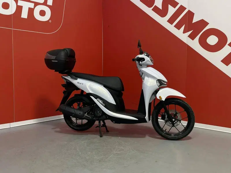 Sym BWT 125 (2026) (2)