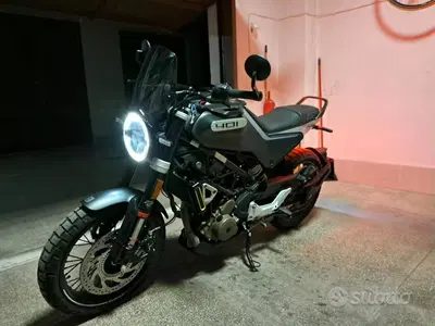 Husqvarna Vitpilen 401 (2020) usata