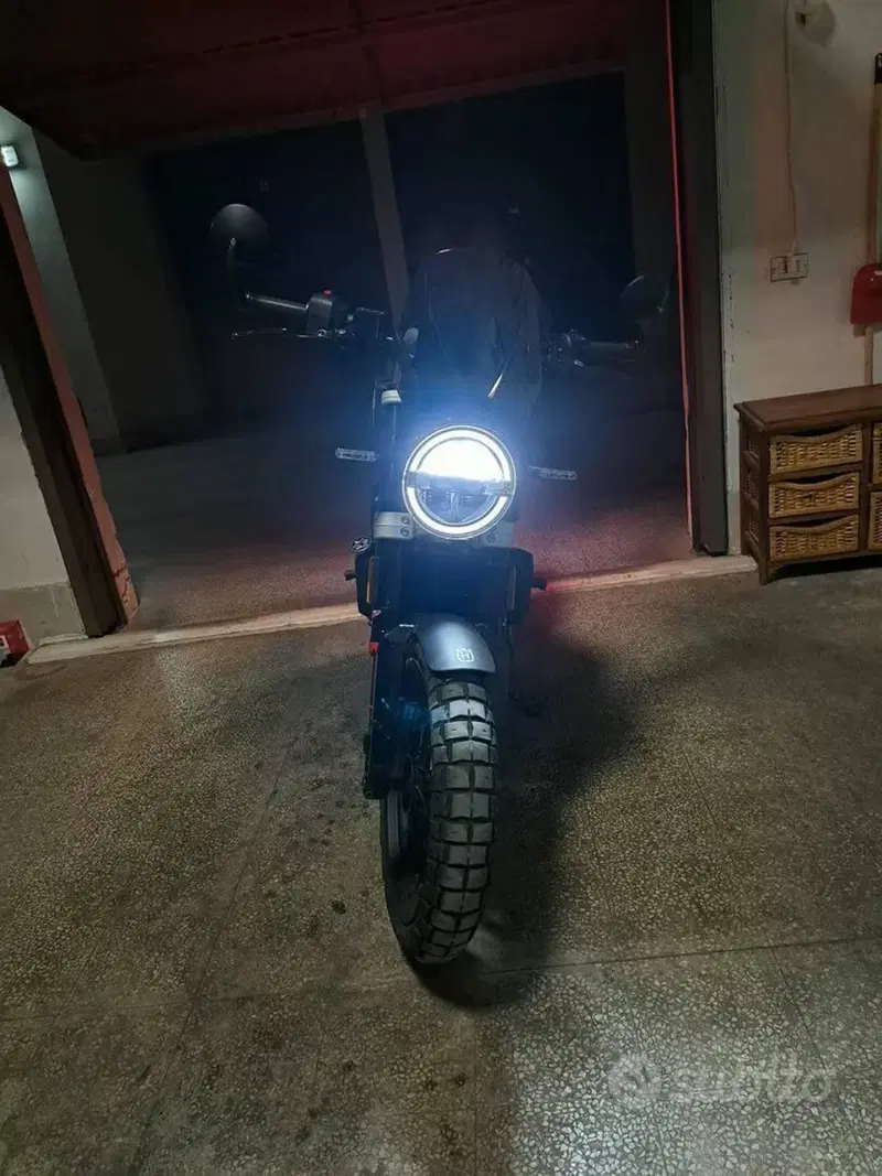 Husqvarna Vitpilen 401 (2020) (5)