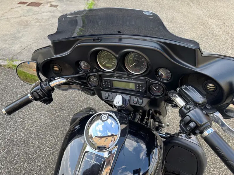Harley-Davidson 1690 Electra Glide Classic (2010 - 12) - FLHTC (5)