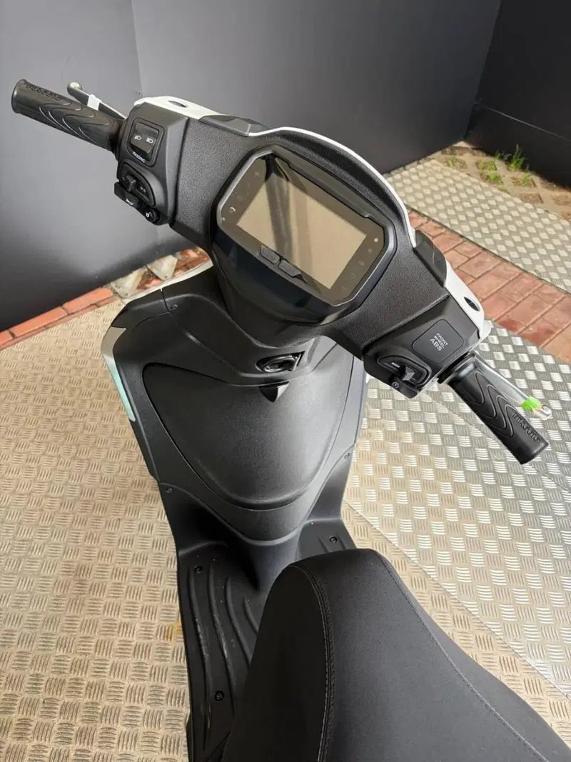 Piaggio Liberty 125 (2025 - 26) (4)