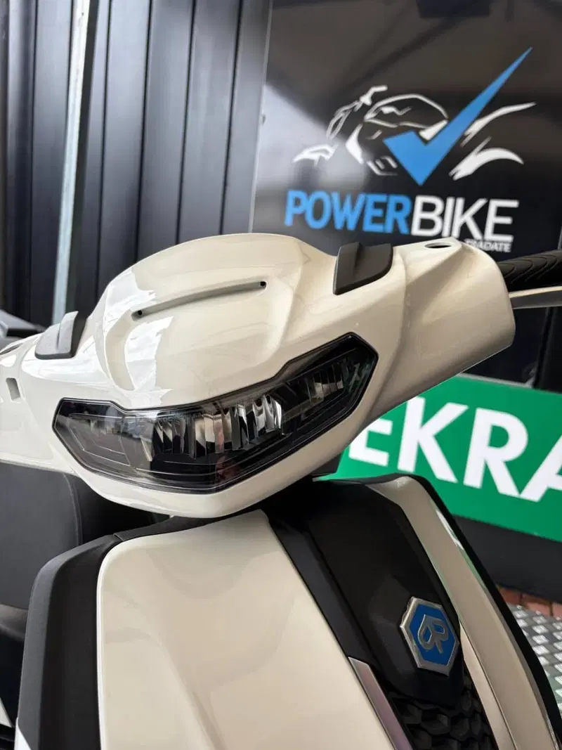 Piaggio Liberty 125 (2025 - 26) (9)
