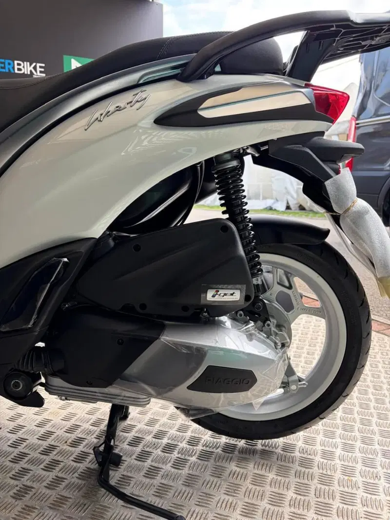Piaggio Liberty 125 (2025 - 26) (11)