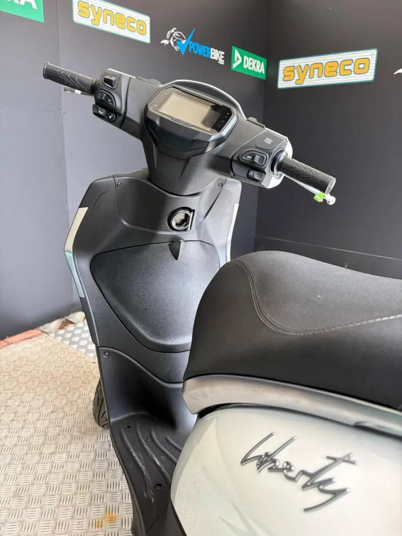 Piaggio Liberty 125 (2025 - 26) (14)
