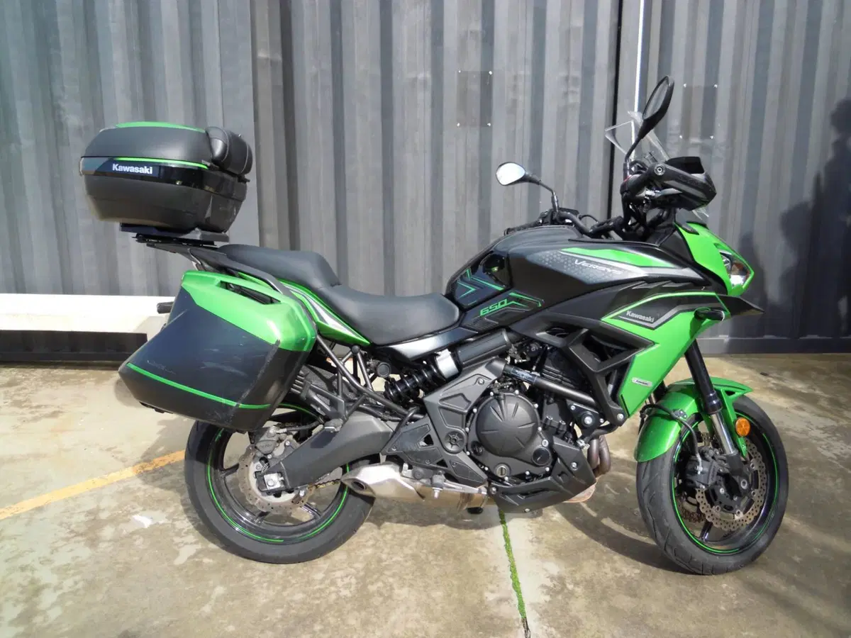 Kawasaki Versys 650 Grand Tourer (2022 - 24) (3)