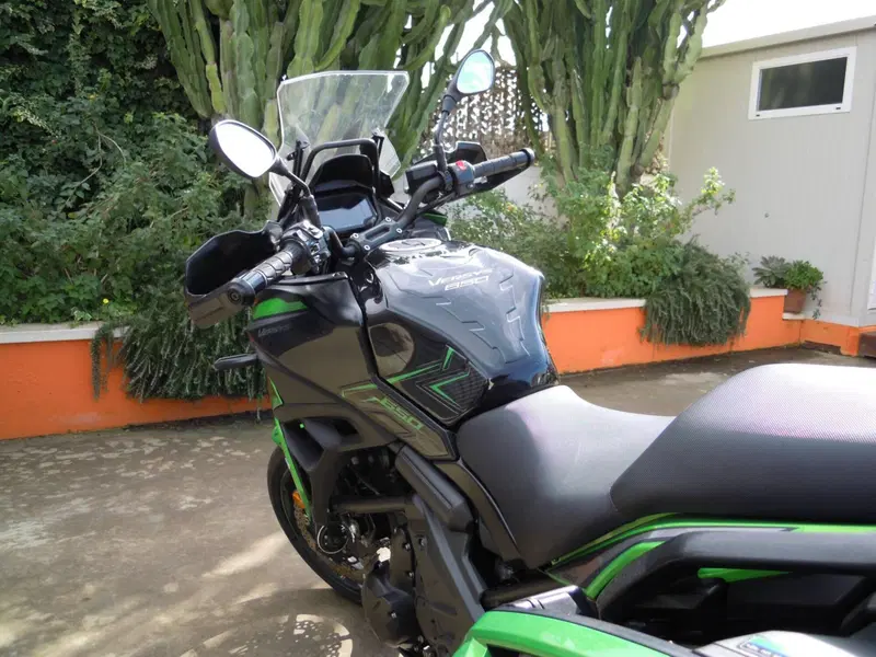 Kawasaki Versys 650 Grand Tourer (2022 - 24) (9)