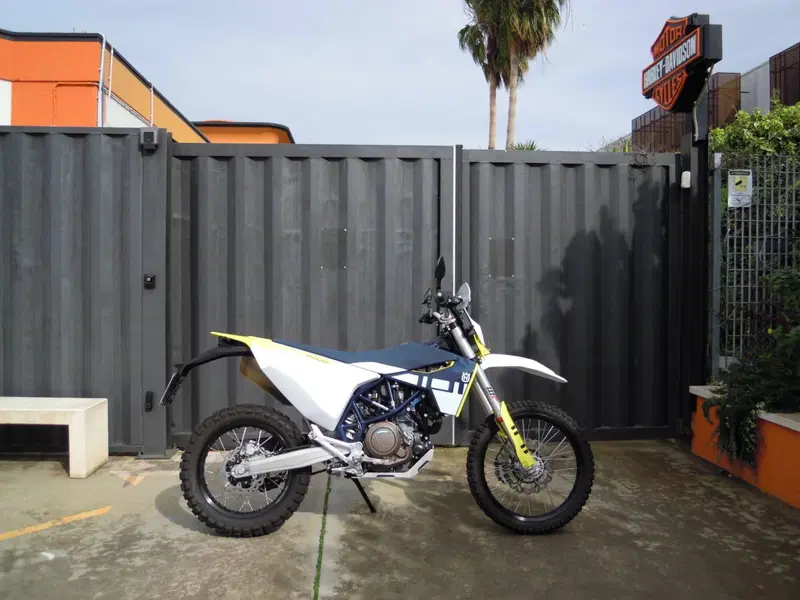 Husqvarna 701 Enduro (2023 - 25)