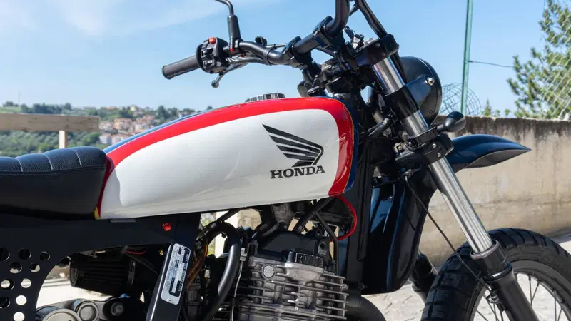 Honda NX 650 Dominator (1996 - 02) (3)