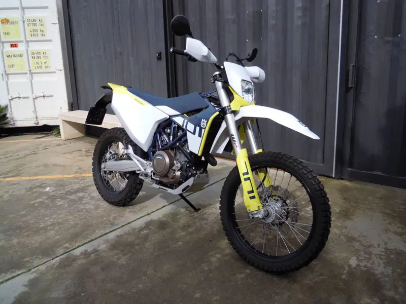 Husqvarna 701 Enduro (2023 - 25) (3)