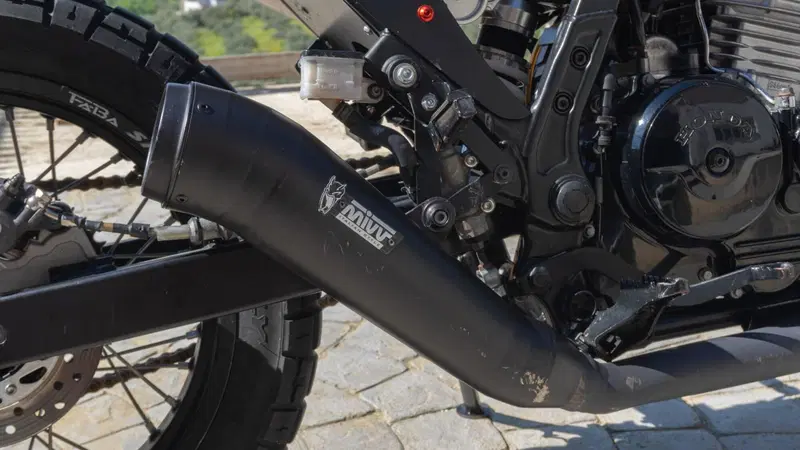 Honda NX 650 Dominator (1996 - 02) (5)